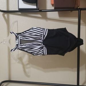 One piece swimwear 👙